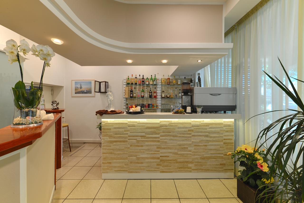 Hotel Taormina Riccione Exterior foto