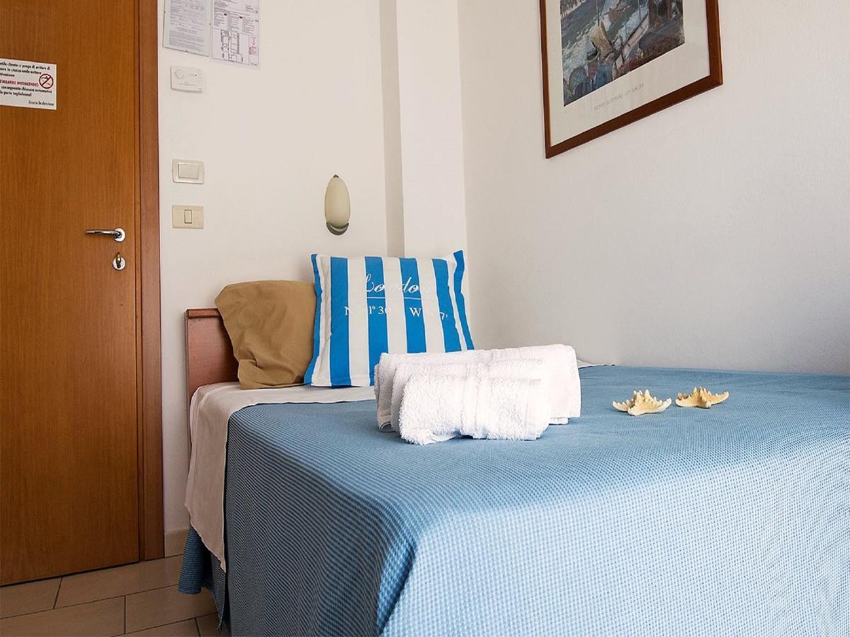 Hotel Taormina Riccione Exterior foto